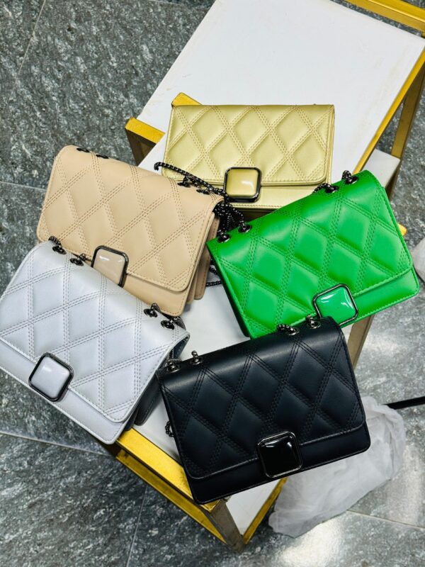 BAG IZU (IBADAN STORE)