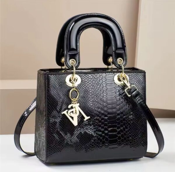 BAG LIZ (LAGOS STORE)
