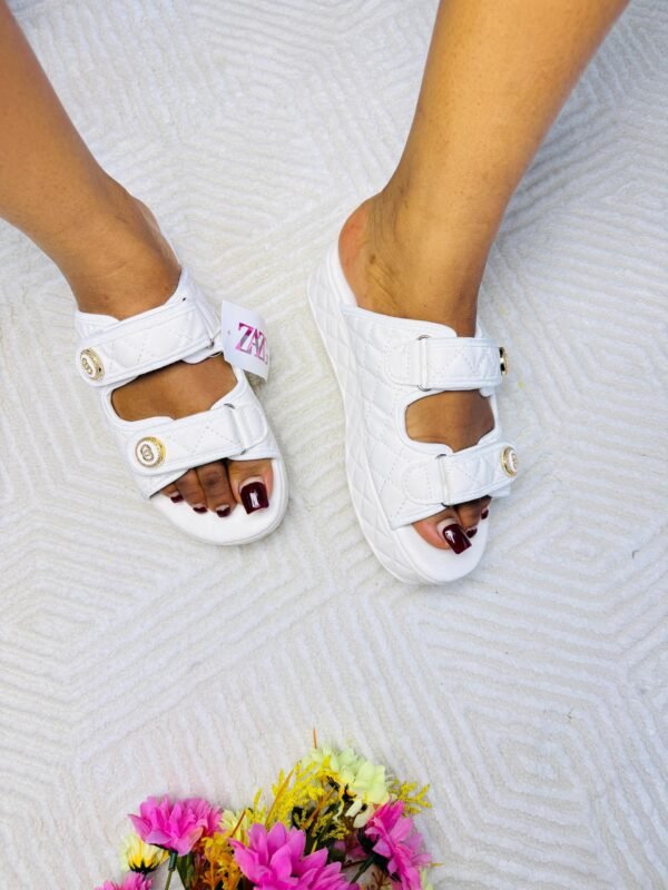 STELLA SLIDE (LAGOS STORE)