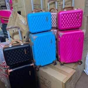 BOX RUTHIE (15 BY 25 INCHES)